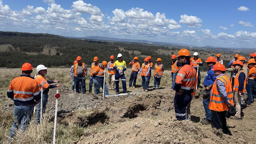 Upper Hunter Mining Dialogue holds Pasture Restoration Field Day